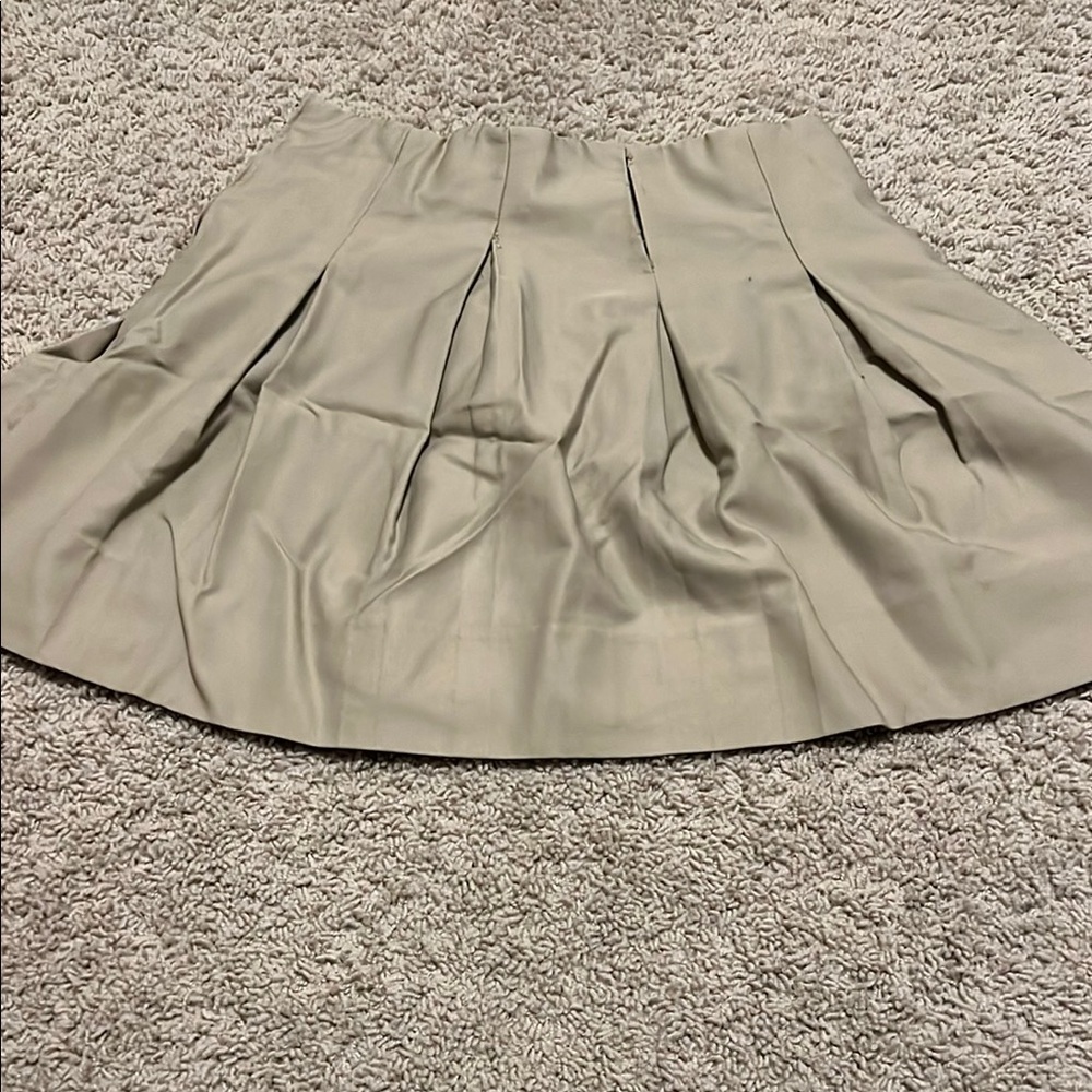 Chic Khaki Pleated Skirt